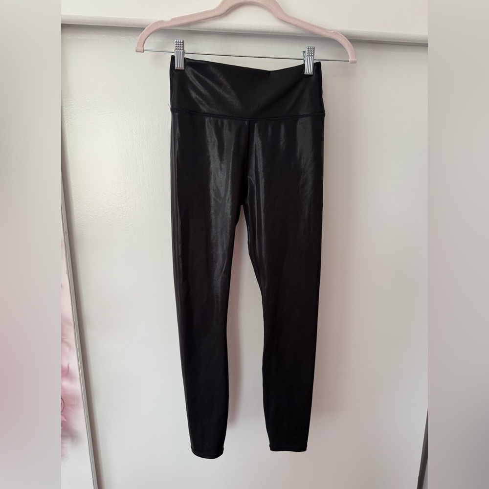 Fabletics Motion 365+ Shine High-Rise Leggings